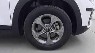 Used 2021 Kia Seltos HTK Plus D Diesel Manual tyres RIGHT FRONT TYRE RIM VIEW