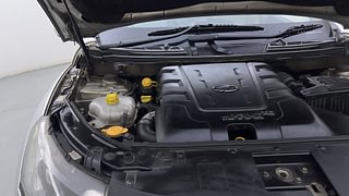Used 2016 Mahindra XUV500 W10 AWD AT Diesel Automatic engine ENGINE RIGHT SIDE HINGE & APRON VIEW