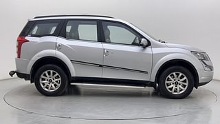 Used 2016 Mahindra XUV500 W10 AWD AT Diesel Automatic exterior RIGHT SIDE VIEW