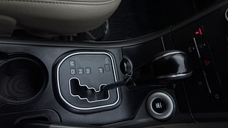 Used 2016 Mahindra XUV500 W10 AWD AT Diesel Automatic interior GEAR  KNOB VIEW