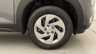 Used 2023 Hyundai Creta E Petrol Petrol Manual tyres RIGHT FRONT TYRE RIM VIEW