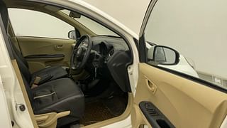 Used 2016 Honda Brio [2011-2016] S MT Petrol Manual interior RIGHT SIDE FRONT DOOR CABIN VIEW