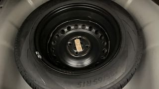 Used 2019 Hyundai Verna [2017-2020] 1.4 EX CRDi Diesel Manual tyres SPARE TYRE VIEW