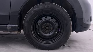 Used 2013 Maruti Suzuki A-Star [2012-2014] VXI Petrol Manual tyres RIGHT FRONT TYRE RIM VIEW