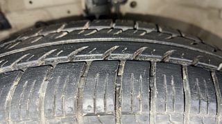 Used 2014 Maruti Suzuki Swift Dzire VDI Diesel Manual tyres LEFT FRONT TYRE TREAD VIEW