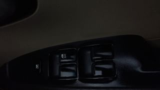 Used 2010 Hyundai i10 [2007-2010] Sportz  AT Petrol Petrol Automatic top_features Power windows