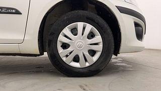 Used 2014 Maruti Suzuki Swift Dzire VDI Diesel Manual tyres RIGHT FRONT TYRE RIM VIEW