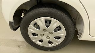 Used 2016 Honda Brio [2011-2016] S MT Petrol Manual tyres RIGHT REAR TYRE RIM VIEW