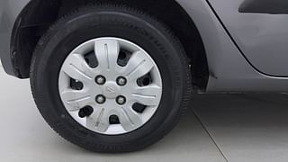 Used 2010 Hyundai i10 [2007-2010] Sportz  AT Petrol Petrol Automatic tyres RIGHT REAR TYRE RIM VIEW