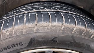 Used 2021 Honda City ZX Petrol Manual tyres RIGHT FRONT TYRE TREAD VIEW