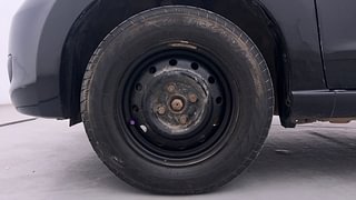 Used 2013 Maruti Suzuki A-Star [2012-2014] VXI Petrol Manual tyres LEFT FRONT TYRE RIM VIEW