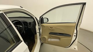 Used 2016 Honda Brio [2011-2016] S MT Petrol Manual interior RIGHT FRONT DOOR OPEN VIEW