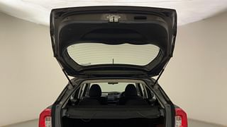 Used 2020 Honda WR-V i-VTEC SV Petrol Manual interior DICKY DOOR OPEN VIEW