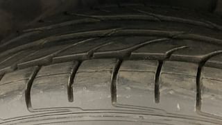 Used 2019 Ford EcoSport [2017-2021] Titanium + 1.5L Ti-VCT Petrol Manual tyres RIGHT FRONT TYRE TREAD VIEW