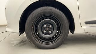 Used 2019 Hyundai Grand i10 [2017-2020] Magna 1.2 Kappa VTVT Petrol Manual tyres LEFT FRONT TYRE RIM VIEW