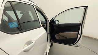 Used 2019 Hyundai Grand i10 [2017-2020] Magna 1.2 Kappa VTVT Petrol Manual interior RIGHT FRONT DOOR OPEN VIEW