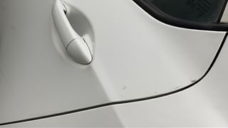 Used 2019 Hyundai Grand i10 [2017-2020] Magna 1.2 Kappa VTVT Petrol Manual dents MINOR SCRATCH