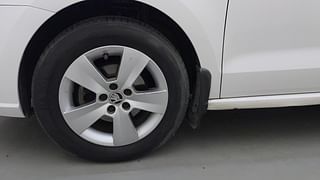 Used 2017 Skoda Rapid new [2016-2020] Ambition TDI AT Diesel Automatic tyres LEFT FRONT TYRE RIM VIEW