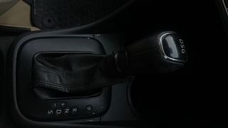 Used 2017 Skoda Rapid new [2016-2020] Ambition TDI AT Diesel Automatic interior GEAR  KNOB VIEW