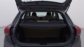 Used 2019 Hyundai Elite i20 [2018-2020] Sportz Plus 1.2 Petrol Manual interior DICKY INSIDE VIEW