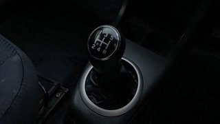 Used 2010 Maruti Suzuki Swift [2007-2011] VXi Petrol Manual interior GEAR  KNOB VIEW