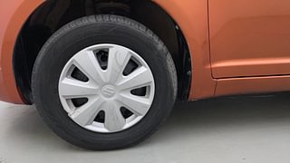 Used 2010 Maruti Suzuki Swift [2007-2011] VXi Petrol Manual tyres LEFT FRONT TYRE RIM VIEW