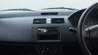 Used 2010 Maruti Suzuki Swift [2007-2011] VXi Petrol Manual interior MUSIC SYSTEM & AC CONTROL VIEW