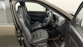 Used 2017 Renault Kwid [2017-2019] RXT 1.0 SCE Special (O) Petrol Manual interior RIGHT SIDE FRONT DOOR CABIN VIEW