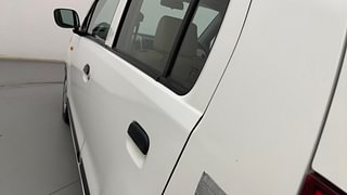 Used 2018 Maruti Suzuki Wagon R 1.0 [2013-2019] LXi CNG Petrol+cng Manual dents MINOR DENT