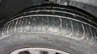 Used 2021 Renault Triber RXZ Petrol Manual tyres RIGHT FRONT TYRE TREAD VIEW