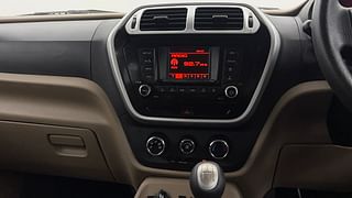 Used 2016 Mahindra TUV300 [2015-2020] T8 mHAWK100 Diesel Manual interior MUSIC SYSTEM & AC CONTROL VIEW