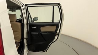 Used 2018 Maruti Suzuki Wagon R 1.0 [2013-2019] LXi CNG Petrol+cng Manual interior RIGHT REAR DOOR OPEN VIEW