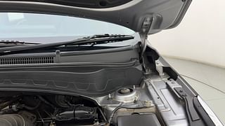 Used 2019 Kia Seltos HTX D Diesel Manual engine ENGINE LEFT SIDE HINGE & APRON VIEW