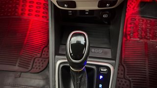 Used 2020 Hyundai Verna SX Opt IVT Petrol Petrol Automatic interior GEAR  KNOB VIEW