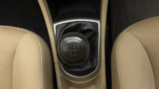 Used 2011 Hyundai Verna [2011-2015] Fluidic 1.6 VTVT SX Petrol Manual interior GEAR  KNOB VIEW