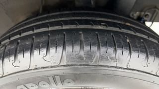 Used 2018 Hyundai Grand i10 [2017-2020] Sportz 1.2 Kappa VTVT Petrol Manual tyres LEFT REAR TYRE TREAD VIEW