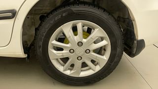 Used 2015 honda Amaze 1.5 VX (O) Diesel Manual tyres LEFT REAR TYRE RIM VIEW