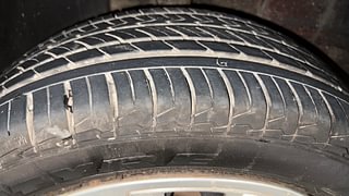 Used 2020 Tata Altroz XT 1.2 Petrol Manual tyres RIGHT REAR TYRE TREAD VIEW