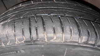 Used 2015 Hyundai Elite i20 [2014-2018] Magna 1.2 Petrol Manual tyres LEFT FRONT TYRE TREAD VIEW