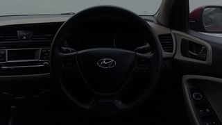 Used 2015 Hyundai Elite i20 [2014-2018] Magna 1.2 Petrol Manual top_features Steering mounted controls