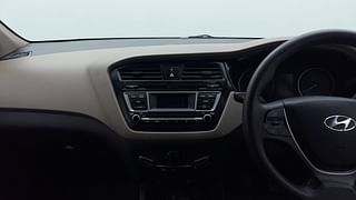 Used 2015 Hyundai Elite i20 [2014-2018] Magna 1.2 Petrol Manual interior MUSIC SYSTEM & AC CONTROL VIEW