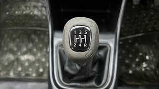 Used 2020 Tata Altroz XT 1.2 Petrol Manual interior GEAR  KNOB VIEW