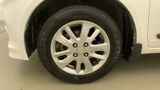 Used 2015 honda Amaze 1.5 VX (O) Diesel Manual tyres LEFT FRONT TYRE RIM VIEW