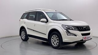 Used 2015 Mahindra XUV500 [2015-2018] W10 Diesel Manual exterior RIGHT FRONT CORNER VIEW