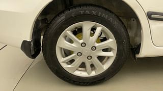 Used 2015 honda Amaze 1.5 VX (O) Diesel Manual tyres RIGHT REAR TYRE RIM VIEW