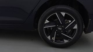 Used 2022 Hyundai Verna SX Opt Turbo Petrol Petrol Automatic tyres LEFT REAR TYRE RIM VIEW
