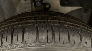 Used 2013 Honda Amaze 1.2L EX Petrol Manual tyres RIGHT FRONT TYRE TREAD VIEW
