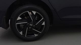 Used 2022 Hyundai Verna SX Opt Turbo Petrol Petrol Automatic tyres RIGHT REAR TYRE RIM VIEW