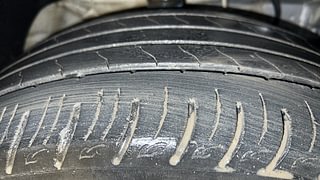 Used 2021 Mahindra XUV 300 W8 (O) Petrol Petrol Manual tyres RIGHT FRONT TYRE TREAD VIEW