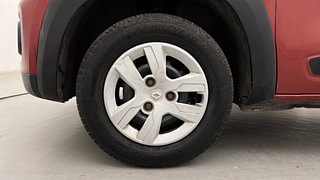 Used 2016 Renault Kwid [2015-2019] RXT Petrol Manual tyres LEFT FRONT TYRE RIM VIEW